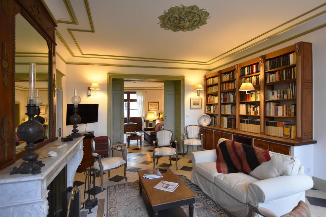 Chateau De Laroche Bed & Breakfast Vianne Dış mekan fotoğraf