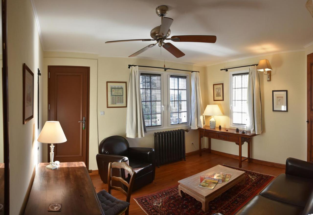 Chateau De Laroche Bed & Breakfast Vianne Dış mekan fotoğraf